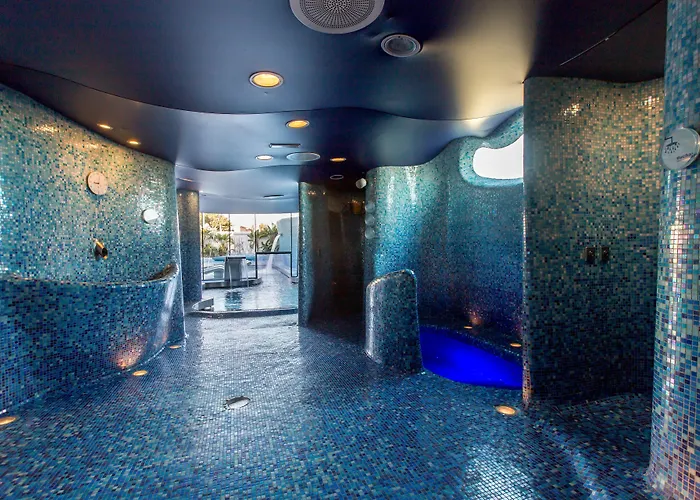 Arenas Balneario Hotell 5*