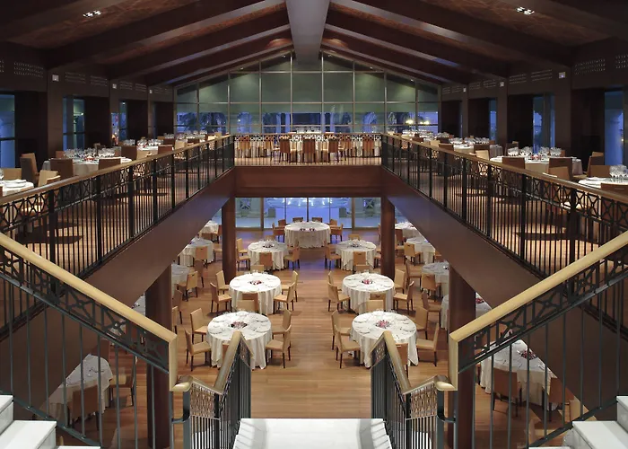 Arenas Balneario Hotell 5*